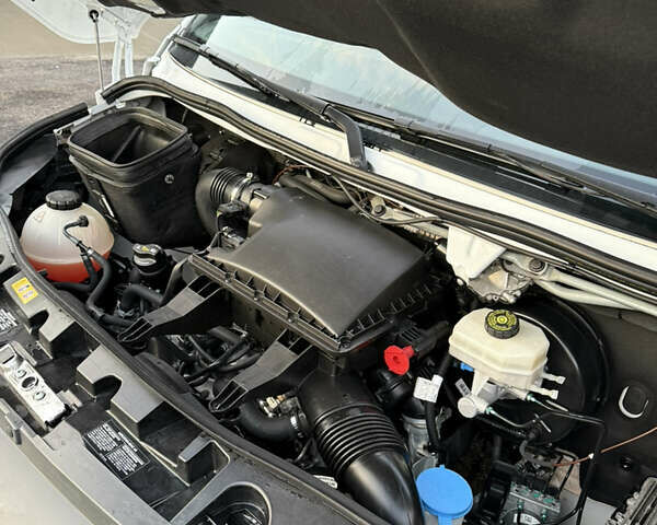 Белый Мерседес Sprinter, объемом двигателя 2.99 л и пробегом 121 тыс. км за 43400 $, фото 23 на Automoto.ua