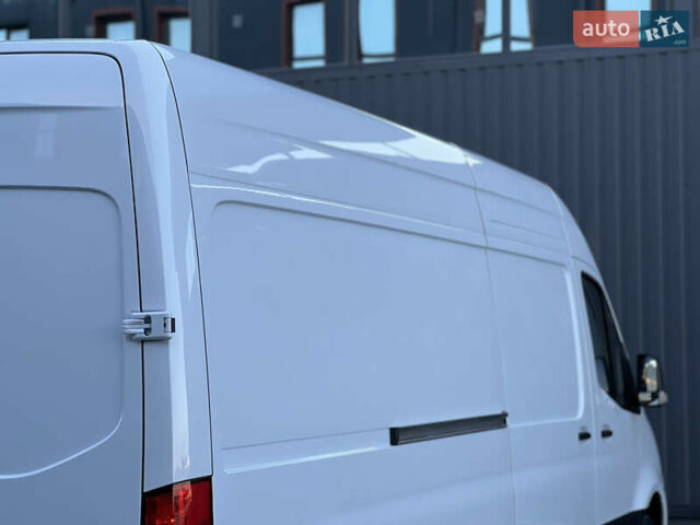 Мерседес Sprinter 2021 у Дубно на Automoto.ua Білий Мерседес Sprinter, об'ємом двигуна 2.2 л та пробігом 203 тис. км за 23800 $, фото 77 на Automoto.ua
