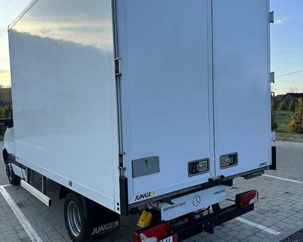 Белый Мерседес Sprinter, объемом двигателя 3 л и пробегом 158 тыс. км за 47500 $, фото 5 на Automoto.ua