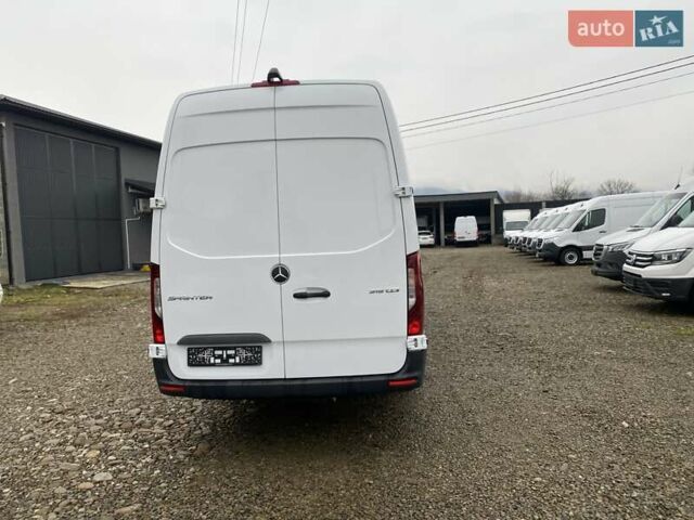 Белый Мерседес Sprinter, объемом двигателя 2.08 л и пробегом 140 тыс. км за 28990 $, фото 17 на Automoto.ua