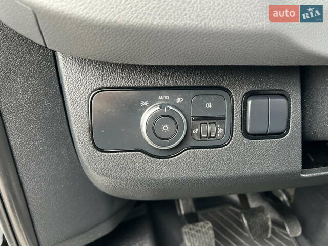 Білий Мерседес Sprinter, об'ємом двигуна 2.2 л та пробігом 208 тис. км за 30500 $, фото 28 на Automoto.ua