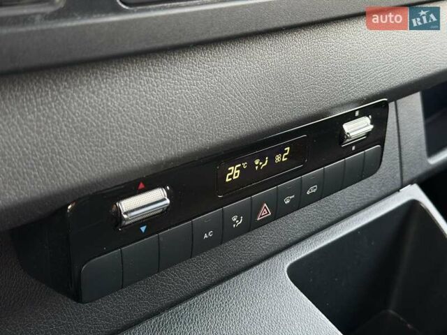 Белый Мерседес Sprinter, объемом двигателя 1.95 л и пробегом 92 тыс. км за 39999 $, фото 37 на Automoto.ua
