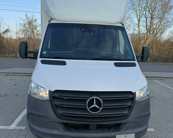 Белый Мерседес Sprinter, объемом двигателя 3 л и пробегом 158 тыс. км за 47500 $, фото 2 на Automoto.ua