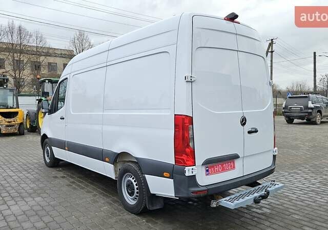 Білий Мерседес Sprinter, об'ємом двигуна 1.95 л та пробігом 209 тис. км за 27550 $, фото 3 на Automoto.ua