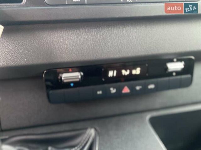 Білий Мерседес Sprinter, об'ємом двигуна 2.08 л та пробігом 140 тис. км за 28990 $, фото 72 на Automoto.ua