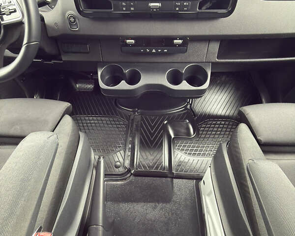 Белый Мерседес Sprinter, объемом двигателя 3 л и пробегом 207 тыс. км за 44500 $, фото 14 на Automoto.ua