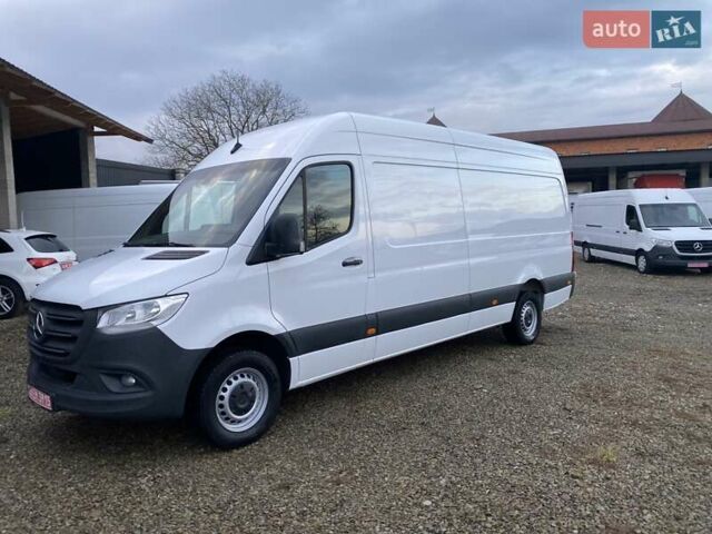 Белый Мерседес Sprinter, объемом двигателя 2.2 л и пробегом 184 тыс. км за 22450 $, фото 3 на Automoto.ua