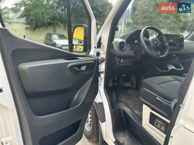 Білий Мерседес Sprinter, об'ємом двигуна 0 л та пробігом 53 тис. км за 21000 $, фото 7 на Automoto.ua