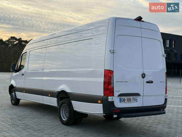 Белый Мерседес Sprinter, объемом двигателя 3 л и пробегом 6 тыс. км за 72000 $, фото 9 на Automoto.ua
