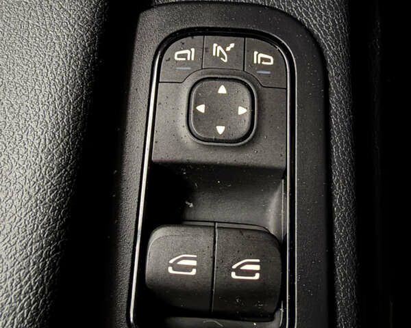 Білий Мерседес Sprinter, об'ємом двигуна 2 л та пробігом 226 тис. км за 23900 $, фото 35 на Automoto.ua