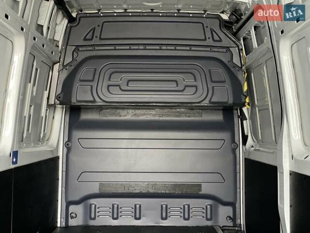 Белый Мерседес Sprinter, объемом двигателя 2.08 л и пробегом 140 тыс. км за 28990 $, фото 40 на Automoto.ua