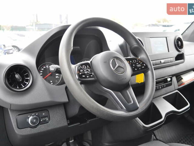 Мерседес Sprinter 2021 в Киеве на Automoto.ua Белый Мерседес Sprinter, объемом двигателя 2.2 л и пробегом 259 тыс. км за 28500 $, фото 58 на Automoto.ua