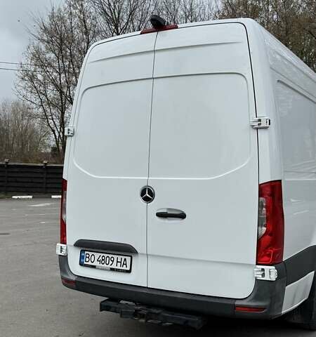 Белый Мерседес Sprinter, объемом двигателя 3 л и пробегом 207 тыс. км за 37000 $, фото 14 на Automoto.ua