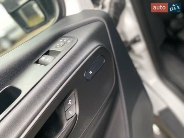 Белый Мерседес Sprinter, объемом двигателя 2.08 л и пробегом 140 тыс. км за 28990 $, фото 60 на Automoto.ua