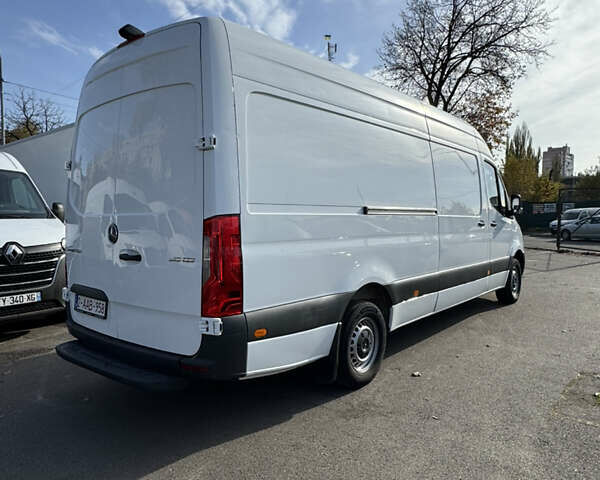 Белый Мерседес Sprinter, объемом двигателя 1.99 л и пробегом 172 тыс. км за 25900 $, фото 7 на Automoto.ua