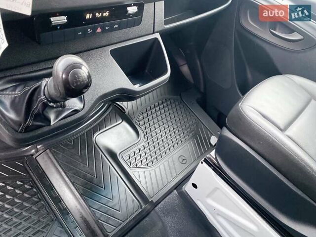Белый Мерседес Sprinter, объемом двигателя 2.08 л и пробегом 140 тыс. км за 28990 $, фото 76 на Automoto.ua