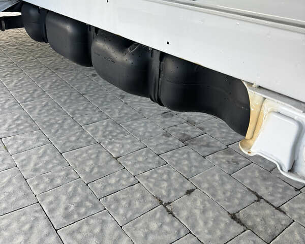 Белый Мерседес Sprinter, объемом двигателя 3 л и пробегом 158 тыс. км за 47500 $, фото 17 на Automoto.ua