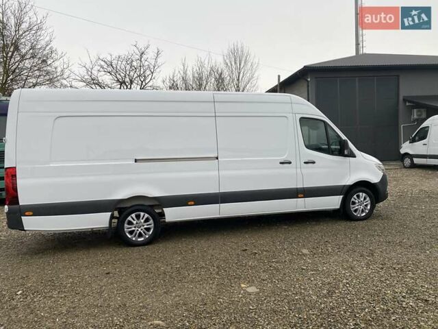 Белый Мерседес Sprinter, объемом двигателя 2.08 л и пробегом 140 тыс. км за 28990 $, фото 23 на Automoto.ua