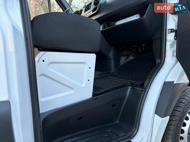 Білий Мерседес Sprinter, об'ємом двигуна 2 л та пробігом 293 тис. км за 24999 $, фото 37 на Automoto.ua