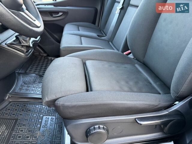 Белый Мерседес Sprinter, объемом двигателя 2 л и пробегом 293 тыс. км за 24999 $, фото 54 на Automoto.ua