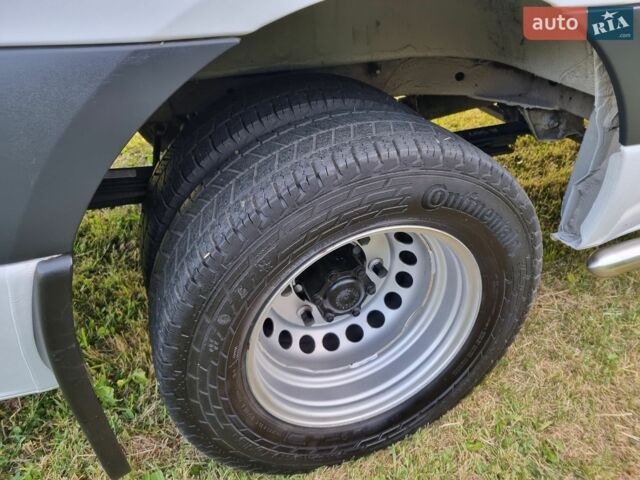 Белый Мерседес Sprinter, объемом двигателя 2.99 л и пробегом 264 тыс. км за 55000 $, фото 47 на Automoto.ua