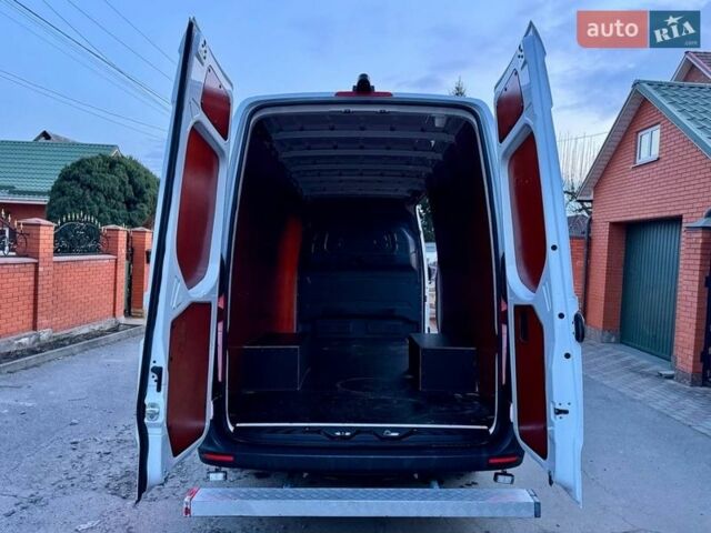 Белый Мерседес Sprinter, объемом двигателя 2.14 л и пробегом 259 тыс. км за 35999 $, фото 18 на Automoto.ua