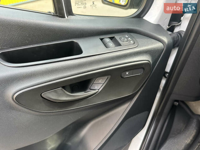 Білий Мерседес Sprinter, об'ємом двигуна 0 л та пробігом 53 тис. км за 21000 $, фото 13 на Automoto.ua