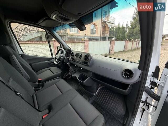 Белый Мерседес Sprinter, объемом двигателя 1.95 л и пробегом 92 тыс. км за 39999 $, фото 48 на Automoto.ua