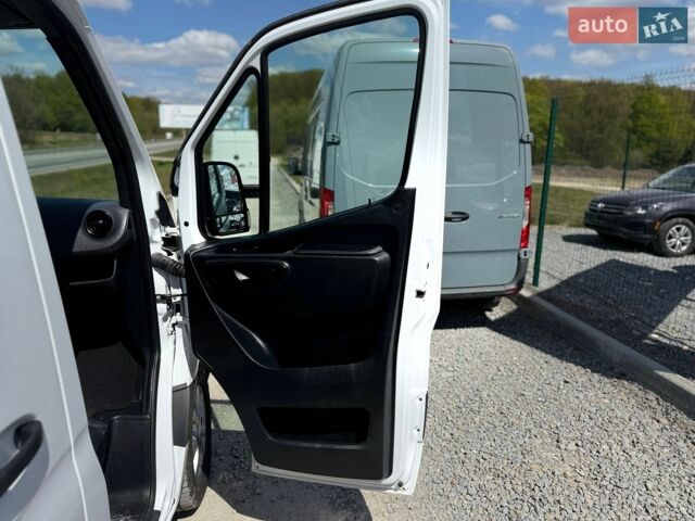 Білий Мерседес Sprinter, об'ємом двигуна 1.99 л та пробігом 348 тис. км за 23800 $, фото 14 на Automoto.ua
