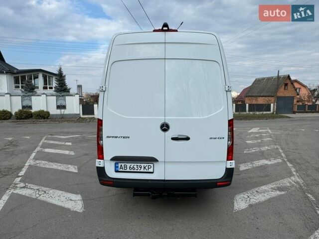 Белый Мерседес Sprinter, объемом двигателя 3 л и пробегом 24 тыс. км за 46999 $, фото 8 на Automoto.ua
