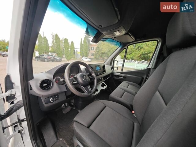 Белый Мерседес Sprinter, объемом двигателя 2 л и пробегом 208 тыс. км за 27300 $, фото 33 на Automoto.ua