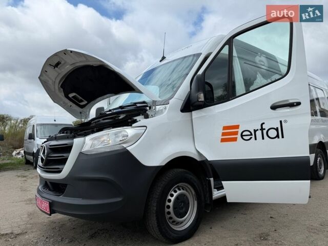 Белый Мерседес Sprinter, объемом двигателя 2.2 л и пробегом 289 тыс. км за 27900 $, фото 35 на Automoto.ua