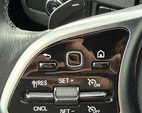 Белый Мерседес Sprinter, объемом двигателя 3 л и пробегом 207 тыс. км за 44500 $, фото 23 на Automoto.ua