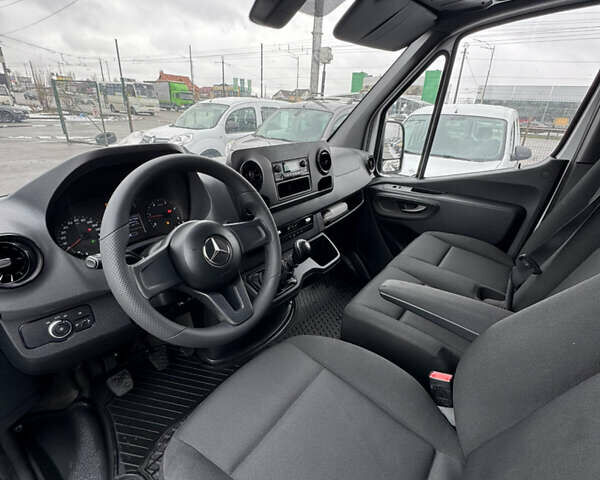 Белый Мерседес Sprinter, объемом двигателя 2.14 л и пробегом 325 тыс. км за 21900 $, фото 11 на Automoto.ua