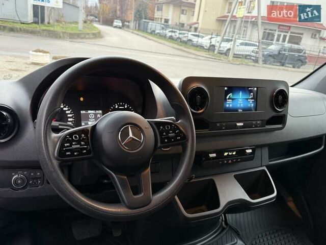 Белый Мерседес Sprinter, объемом двигателя 2 л и пробегом 210 тыс. км за 29850 $, фото 31 на Automoto.ua