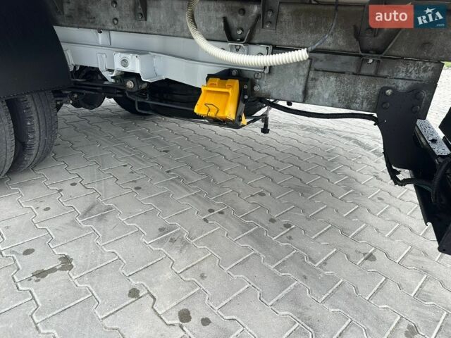 Білий Мерседес Sprinter, об'ємом двигуна 3 л та пробігом 312 тис. км за 35600 $, фото 16 на Automoto.ua