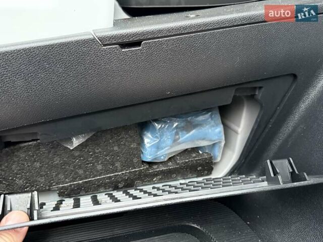 Белый Мерседес Sprinter, объемом двигателя 2 л и пробегом 210 тыс. км за 29850 $, фото 49 на Automoto.ua