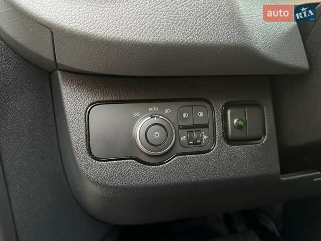 Белый Мерседес Sprinter, объемом двигателя 2 л и пробегом 210 тыс. км за 29850 $, фото 29 на Automoto.ua