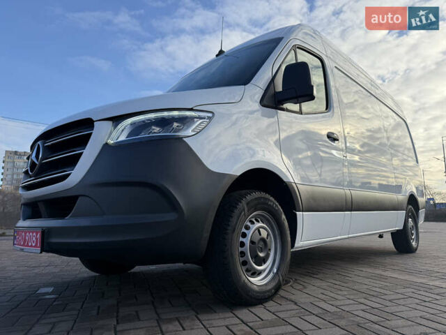 Белый Мерседес Sprinter, объемом двигателя 2 л и пробегом 188 тыс. км за 29999 $, фото 17 на Automoto.ua