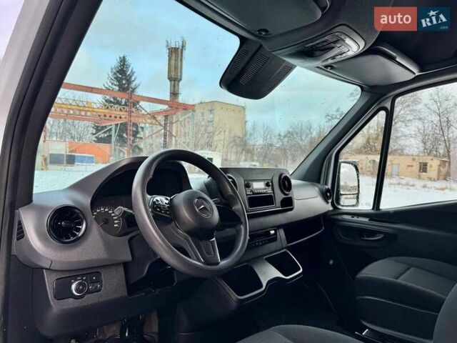 Білий Мерседес Sprinter, об'ємом двигуна 2.2 л та пробігом 259 тис. км за 36200 $, фото 33 на Automoto.ua