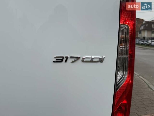 Белый Мерседес Sprinter, объемом двигателя 2 л и пробегом 210 тыс. км за 29850 $, фото 52 на Automoto.ua