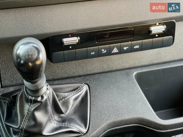 Білий Мерседес Sprinter, об'ємом двигуна 1.95 л та пробігом 162 тис. км за 30900 $, фото 52 на Automoto.ua