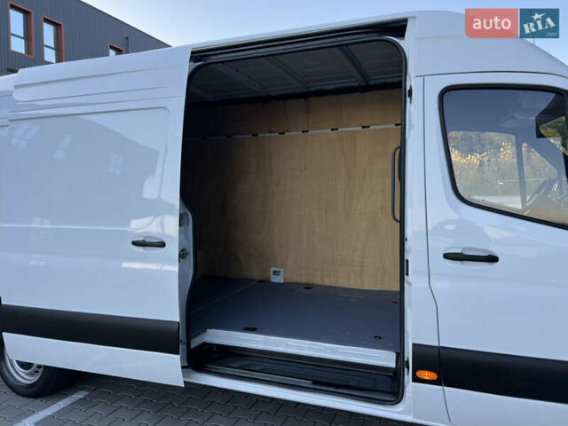 Мерседес Sprinter 2021 у Дубно на Automoto.ua Білий Мерседес Sprinter, об'ємом двигуна 2.2 л та пробігом 203 тис. км за 23800 $, фото 99 на Automoto.ua
