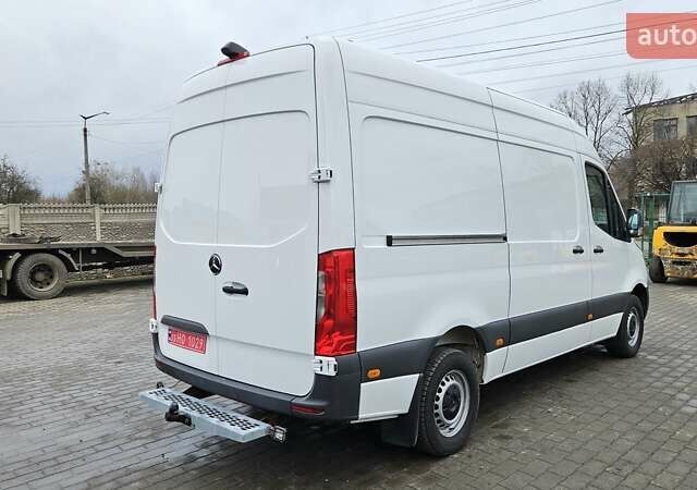 Білий Мерседес Sprinter, об'ємом двигуна 1.95 л та пробігом 209 тис. км за 27550 $, фото 5 на Automoto.ua