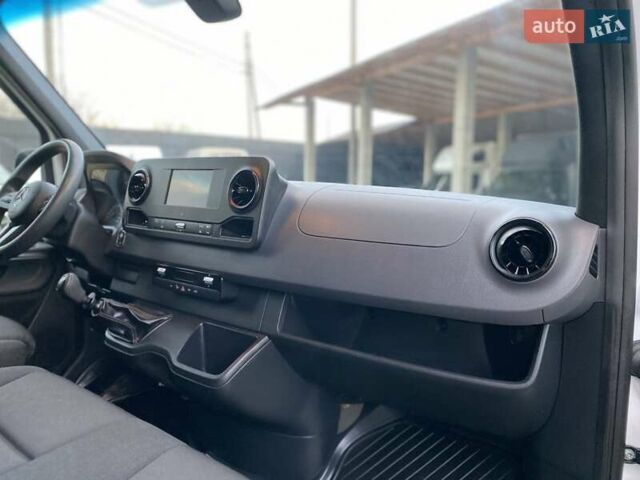 Белый Мерседес Sprinter, объемом двигателя 2.08 л и пробегом 231 тыс. км за 26999 $, фото 36 на Automoto.ua