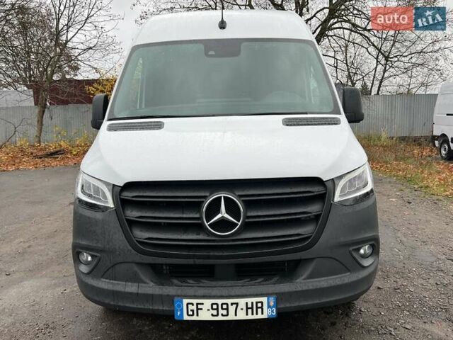 Белый Мерседес Sprinter, объемом двигателя 1.95 л и пробегом 300 тыс. км за 31999 $, фото 14 на Automoto.ua