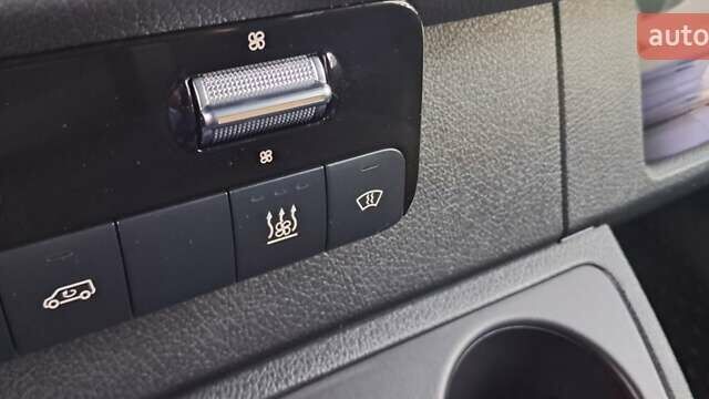 Білий Мерседес Sprinter, об'ємом двигуна 2 л та пробігом 241 тис. км за 34500 $, фото 45 на Automoto.ua