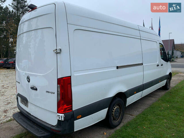 Белый Мерседес Sprinter, объемом двигателя 2.2 л и пробегом 179 тыс. км за 26900 $, фото 3 на Automoto.ua