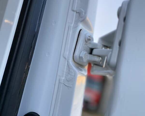 Білий Мерседес Sprinter, об'ємом двигуна 2.08 л та пробігом 213 тис. км за 26600 $, фото 38 на Automoto.ua