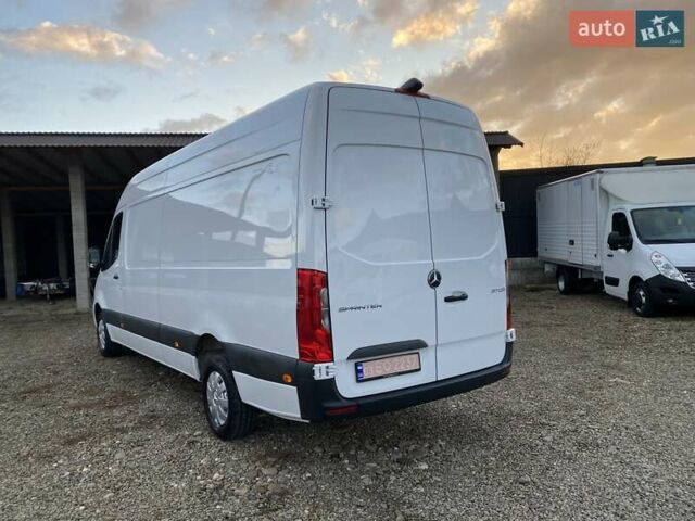 Белый Мерседес Sprinter, объемом двигателя 2.08 л и пробегом 231 тыс. км за 26999 $, фото 11 на Automoto.ua